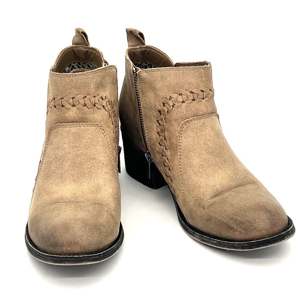 Billabong Womens Taupe Faux Suede Ankle Boots Size 9 Zipper Closure Braid Buckle